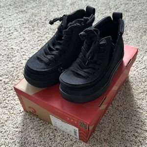 BILLY Classic High-Top Sneakers size toddler 12